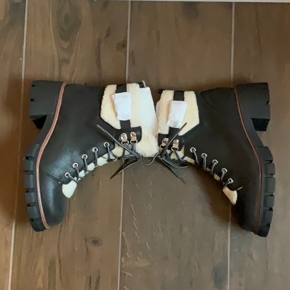 Mia Coen Black Shearling Boots - Picture 8 of 11